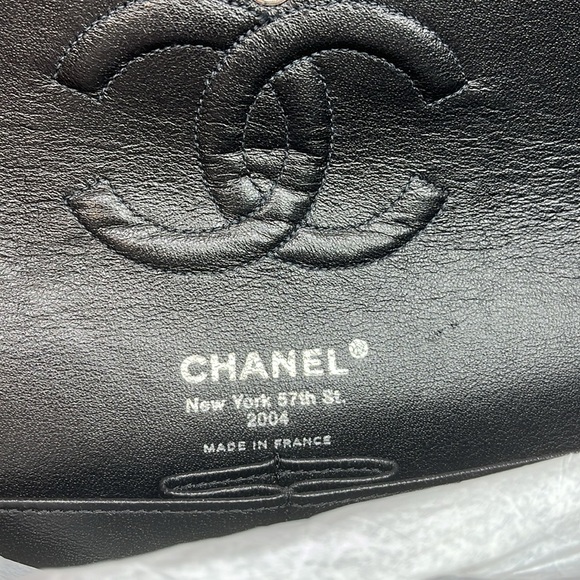 ULTIMATE CHANEL ‼️ Just Read!! Karl Lagerfield signed Chanel Flagship combo - Picture 13 of 13